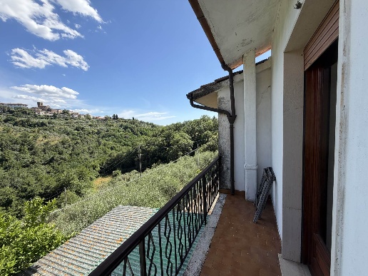 casa indipendente in vendita a Monsummano Terme