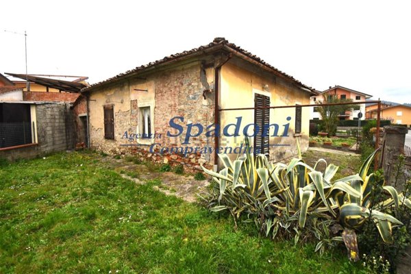 casa indipendente in vendita a Monsummano Terme in zona Grotta Parlanti