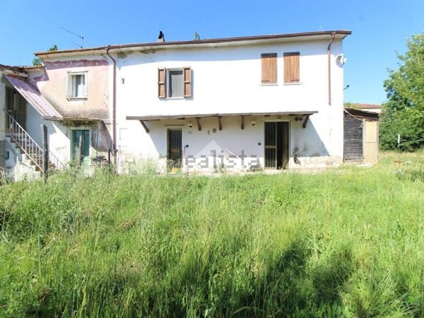 casa indipendente in vendita a Monsummano Terme in zona Bizzarrino