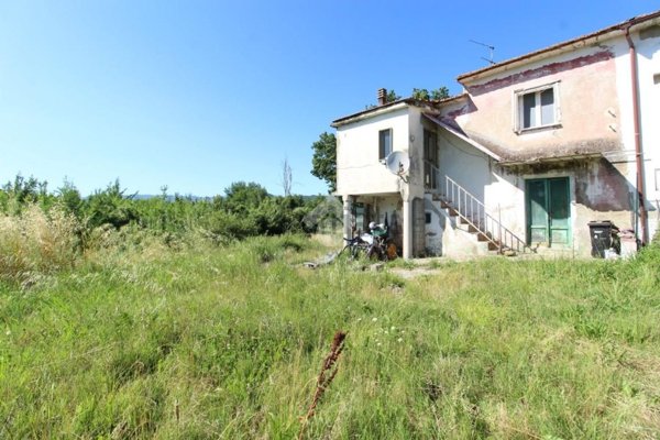 casa indipendente in vendita a Monsummano Terme in zona Bizzarrino