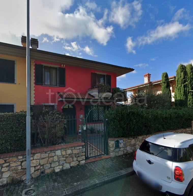 casa indipendente in vendita a Monsummano Terme in zona Grotta Giusti