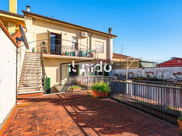 appartamento in vendita a Monsummano Terme