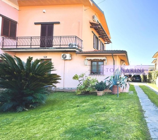 casa indipendente in vendita a Monsummano Terme