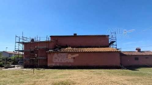 casa indipendente in vendita a Monsummano Terme in zona Cintolese