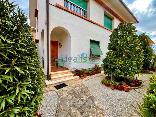 appartamento in vendita a Monsummano Terme