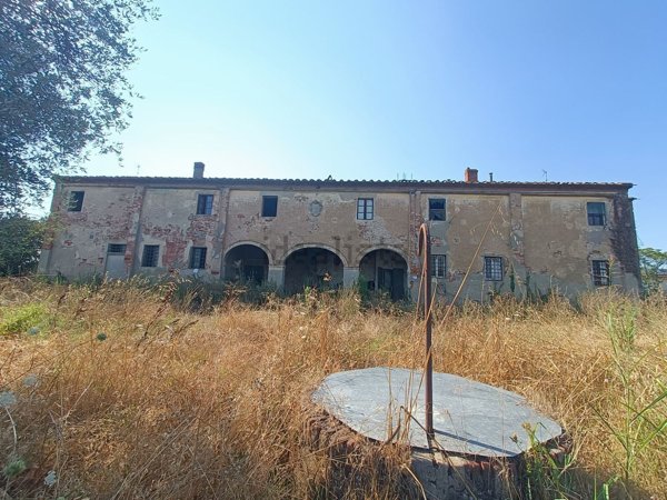 casale in vendita a Monsummano Terme in zona Uggia