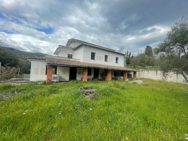 casa indipendente in vendita a Monsummano Terme in zona Grotta Giusti