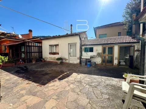 casa indipendente in vendita a Monsummano Terme