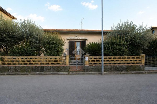 casa indipendente in vendita a Monsummano Terme
