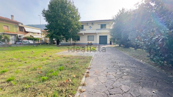 appartamento in vendita a Monsummano Terme in zona Grotta Giusti