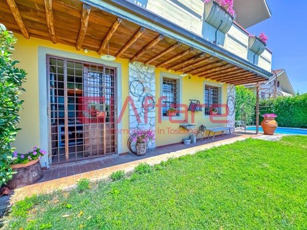 casa indipendente in vendita a Monsummano Terme in zona Grotta Giusti