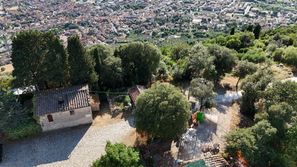 villa in vendita a Monsummano Terme in zona Monsummano Alto