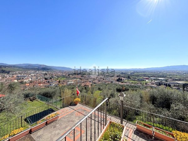 casa indipendente in vendita a Montale
