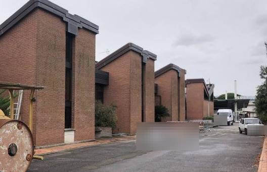 locale di sgombero in vendita a Montale