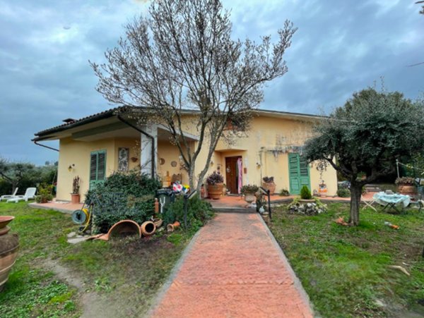 casa indipendente in vendita a Montale