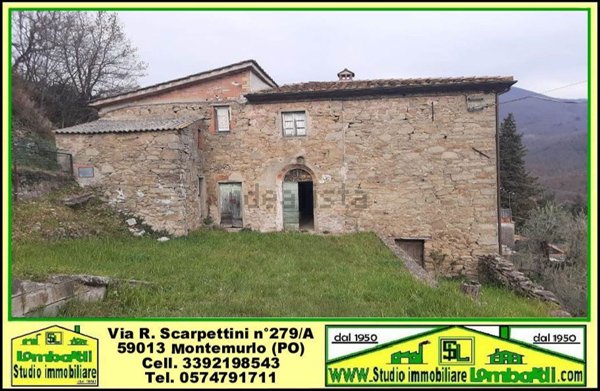 casa indipendente in vendita a Montale in zona Tobbiana