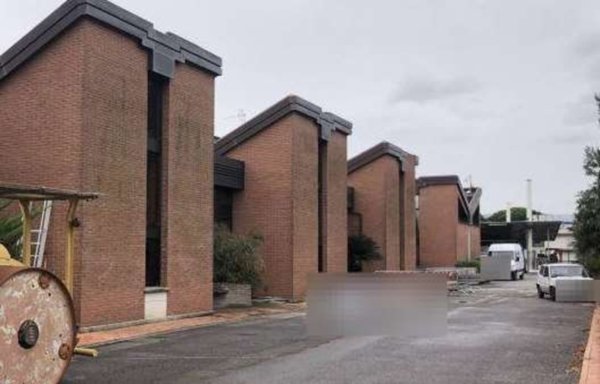 quadrivano in vendita a Montale