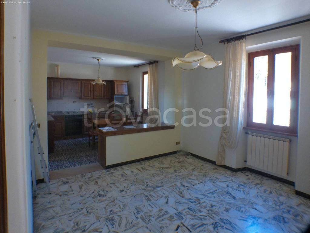 appartamento in vendita a Montale in zona Tobbiana