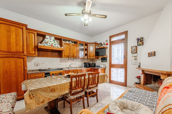 casa indipendente in vendita a Montale