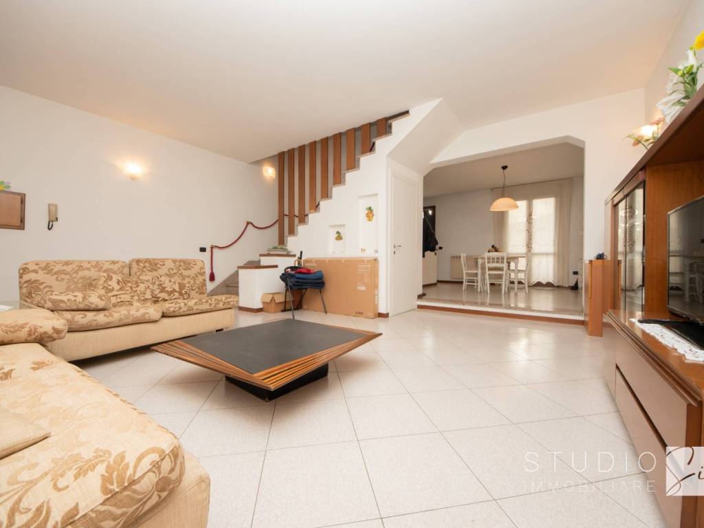 casa indipendente in vendita a Montale