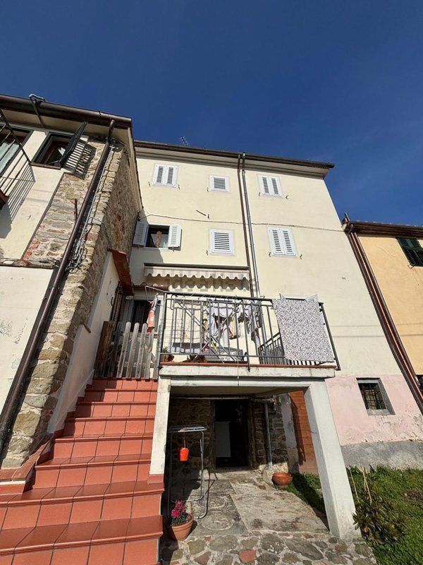casa indipendente in vendita a Montale