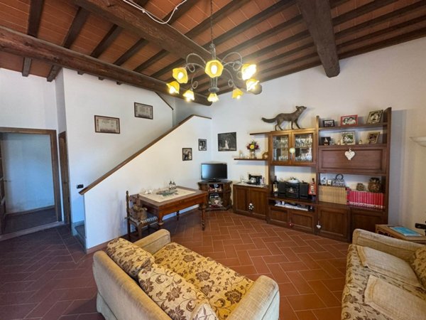 casa indipendente in vendita a Montale in zona Stazione