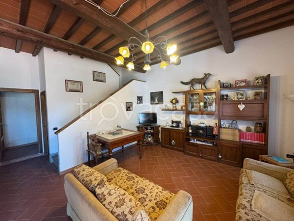 casa indipendente in vendita a Montale in zona Stazione