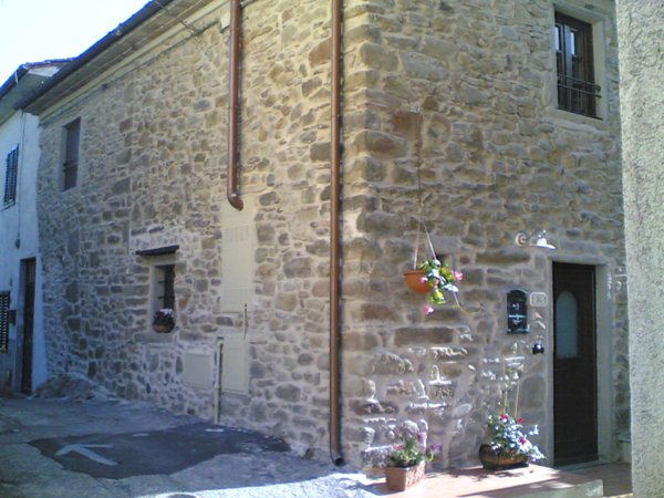 casa indipendente in vendita a Montale