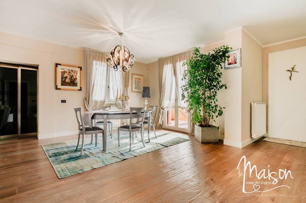casa indipendente in vendita a Montale in zona Tobbiana