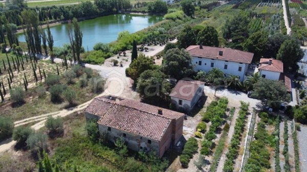 villa in vendita a Montale