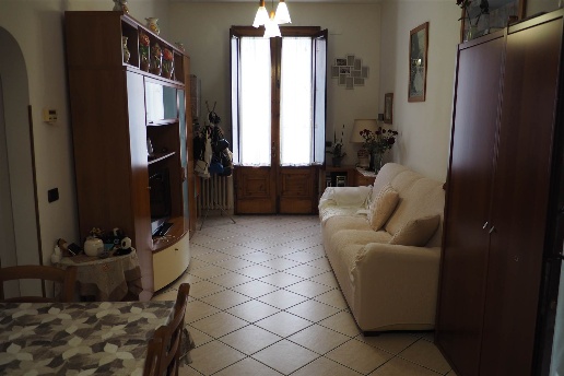 appartamento in vendita a Montale in zona Stazione