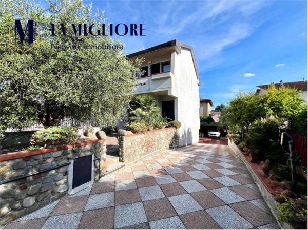 casa indipendente in vendita a Montale