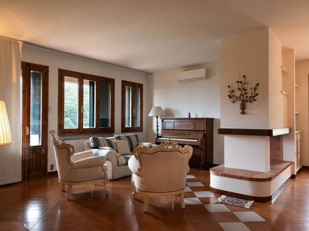 casa indipendente in vendita a Montale