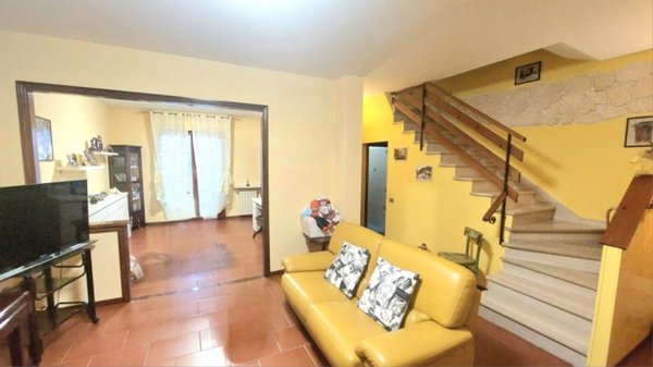 casa indipendente in vendita a Montale