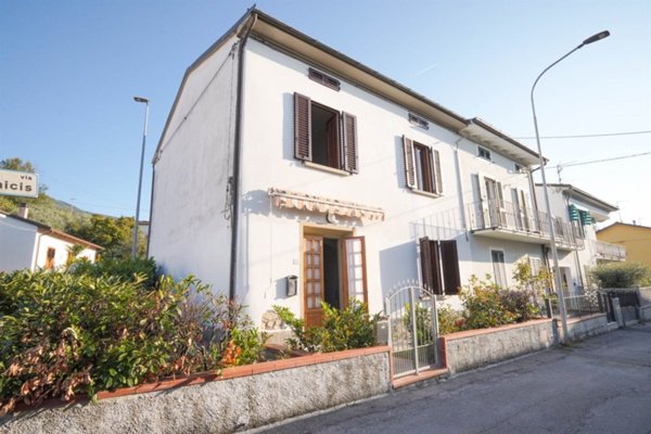 casa indipendente in vendita a Montale