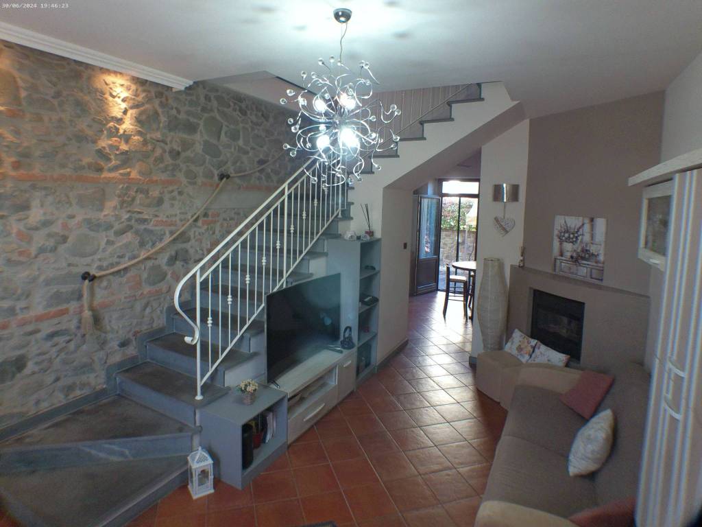 casa indipendente in vendita a Montale