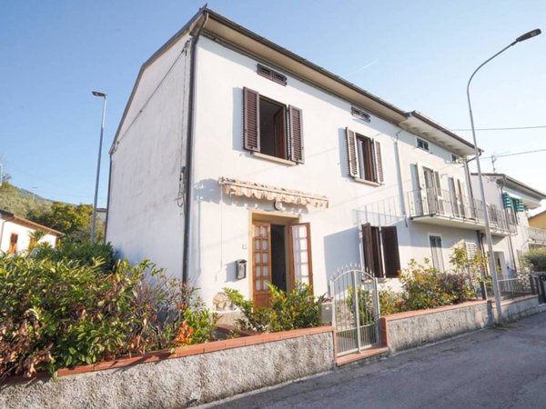 casa indipendente in vendita a Montale