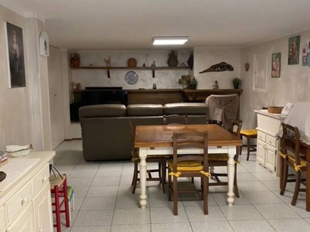 casa indipendente in vendita a Montale