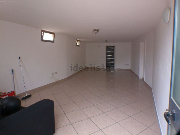 ufficio in vendita a Montale