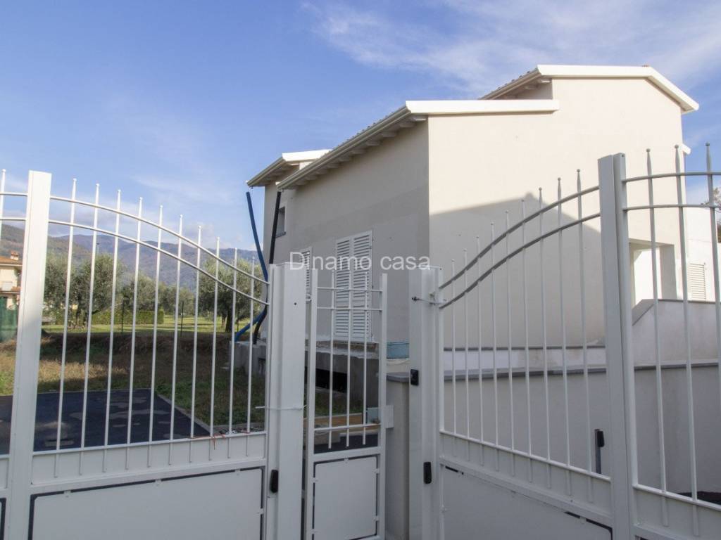 casa indipendente in vendita a Montale