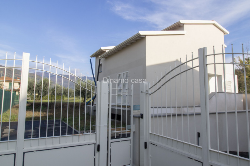 casa indipendente in vendita a Montale