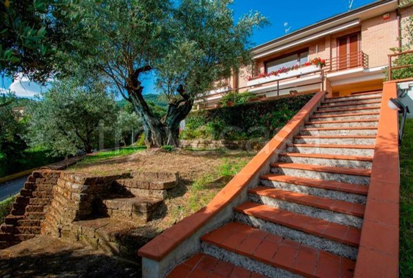 casa indipendente in vendita a Montale