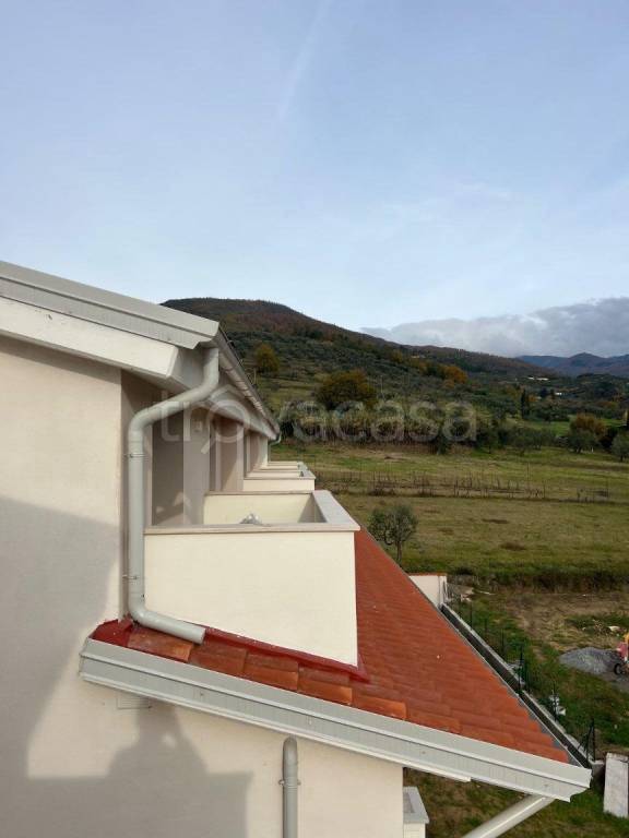 casa indipendente in vendita a Montale