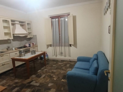 casa indipendente in vendita a Montale in zona Stazione