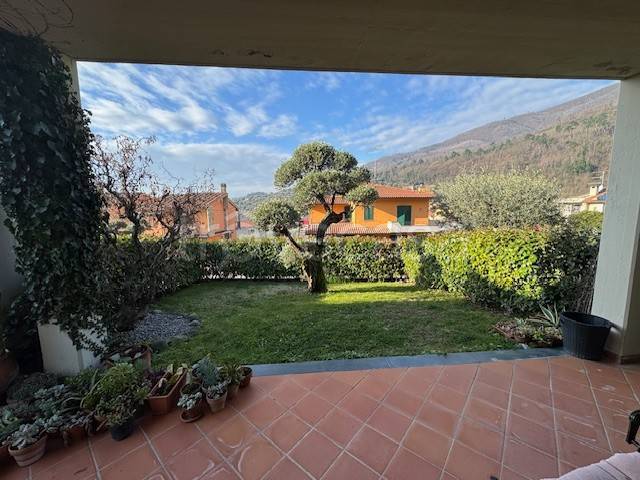 casa indipendente in vendita a Montale in zona Fognano