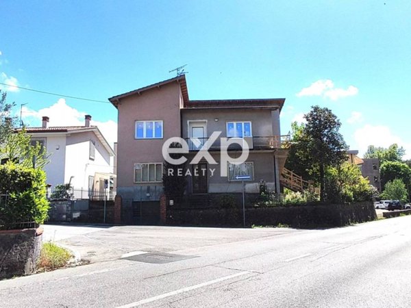 casa indipendente in vendita a Montale