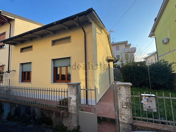 appartamento in vendita a Montale