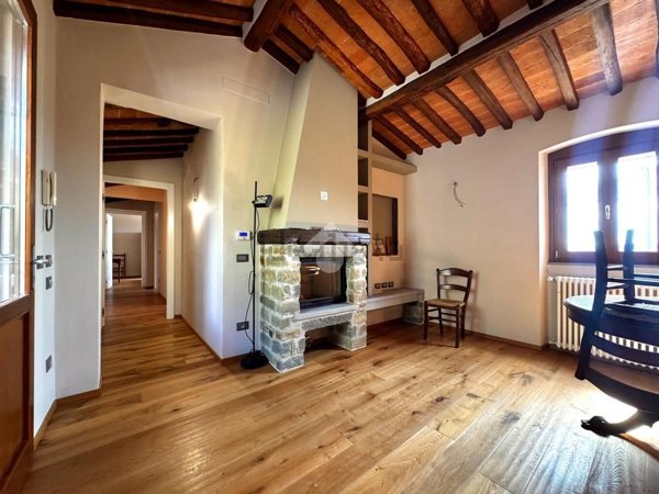 casa indipendente in vendita a Montale in zona Tobbiana