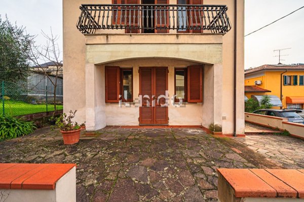 casa indipendente in vendita a Montale