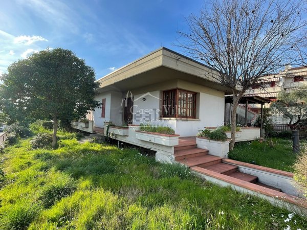 casa indipendente in vendita a Montale